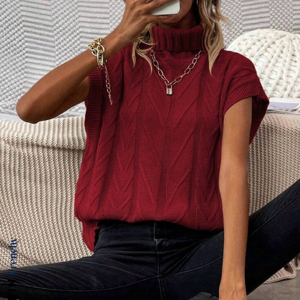 Turtle neck sweater vest